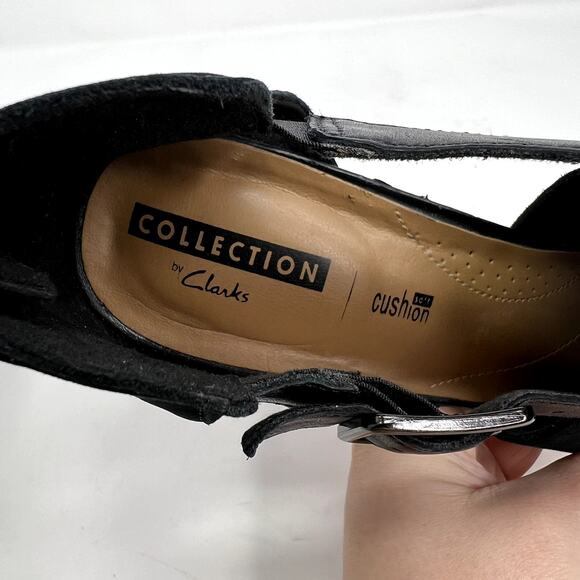 Clarks Deva Valeria Peep Toe Block Heel Ankle Booties - Picture 8 of 9